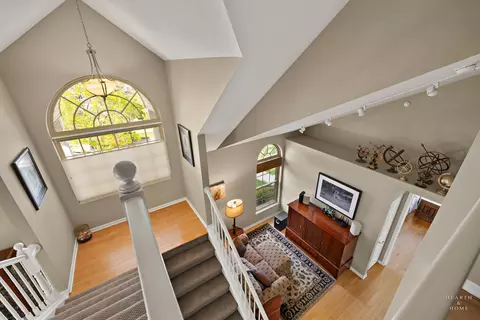 Entry Way - 589 Prestwick Ln, Wheeling, IL 60090 photo 5 of 5