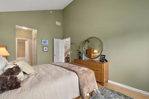 Bedroom - 589 Prestwick Ln, Wheeling, IL 60090 photo 3 of 3