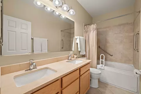 Bath - 589 Prestwick Ln, Wheeling, IL 60090 photo 2 of 2