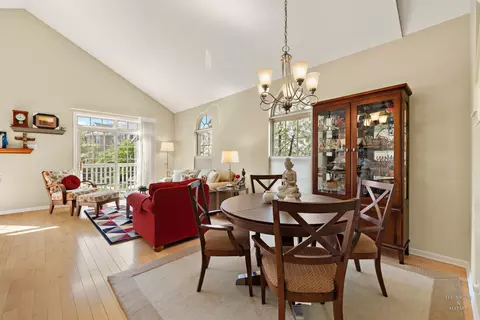 Dining - 589 Prestwick Ln, Wheeling, IL 60090 photo 1 of 2