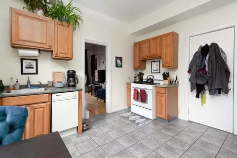 1449 N Artesian Ave, Chicago, IL 60622 photo 9