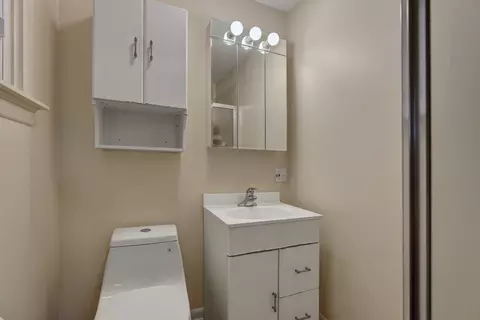 66 W Jeffery Ave, Wheeling, IL 60090 photo 7