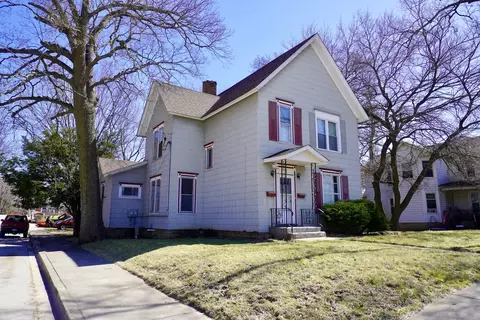 221 N Main St, Wilmington, IL 60481