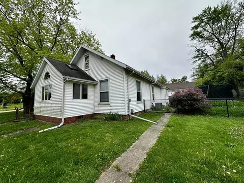 409 E Main St, Heyworth, IL 61745 photo 21
