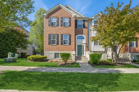 268 Comstock Dr, Elgin, IL 60124