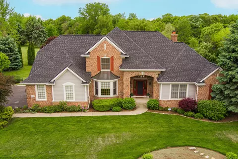 16013 Hillsboro Dr, Huntley, IL 60142
