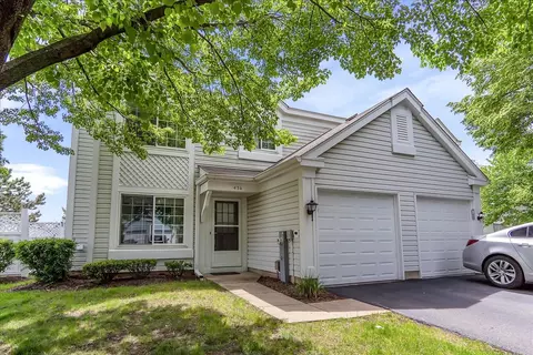 436 Yorktown Ct, Aurora, IL 60504