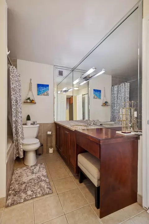 30 E Huron St #1406, Chicago, IL 60611 photo 12