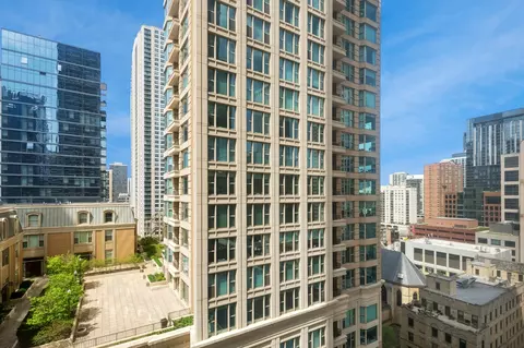 30 E Huron St #1406, Chicago, IL 60611 photo 15