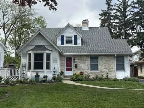 146 Juliet Ct, Clarendon Hills, IL 60514