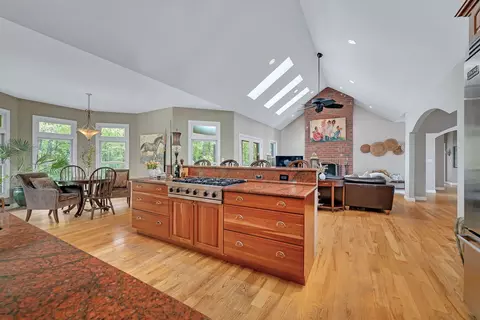 Kitchen - 3265 Benson Rd, Morris, IL 60450 photo 5 of 6