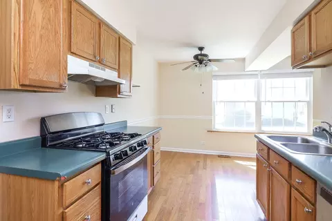 Kitchen - 1482 Timber Trl #B, Wheaton, IL 60189 photo 1 of 2