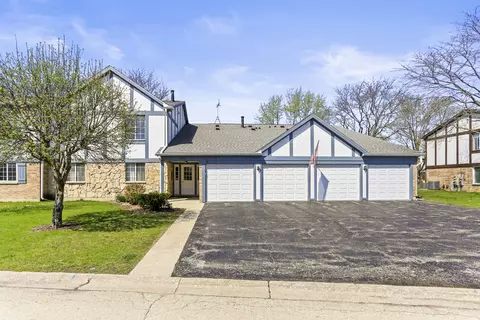 1236 Williamsport Dr #3, Westmont, IL 60559