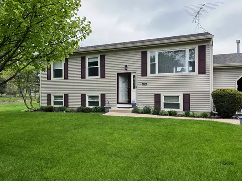 12731 S Elaine Dr, Plainfield, IL 60585