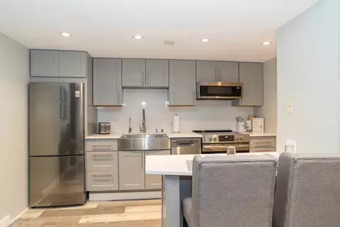 Kitchen - 40 E 9th St #614, Chicago, IL 60605 photo 1 of 4