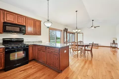 920 Brookside Ct, Marengo, IL 60152 photo 18
