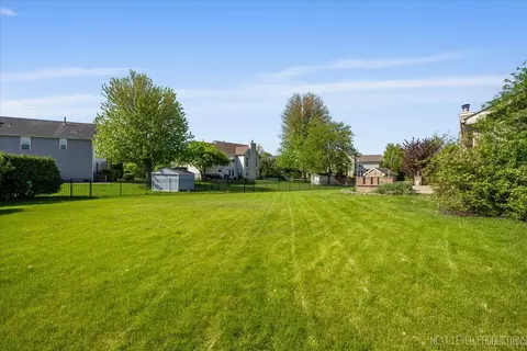Exterior - 80 Barn Swallow Ct, Aurora, IL 60506 photo 6 of 7