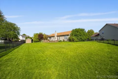 Exterior - 80 Barn Swallow Ct, Aurora, IL 60506 photo 7 of 7