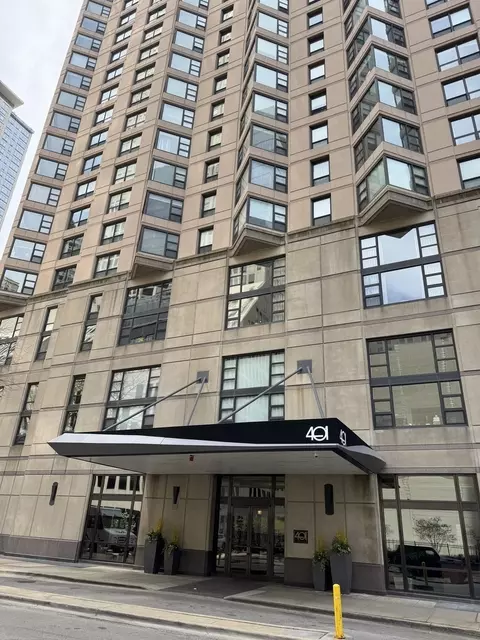 401 E Ontario St #904, Chicago, IL 60611