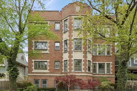 5618 S Blackstone Ave #1, Chicago, IL 60637