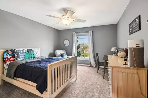 Bedroom - 5 Stillwater Ct, Algonquin, IL 60102 photo 3 of 12