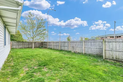 1907 Bittersweet Dr, Champaign, IL 61821 photo 32