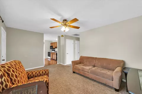 1907 Bittersweet Dr, Champaign, IL 61821 photo 7