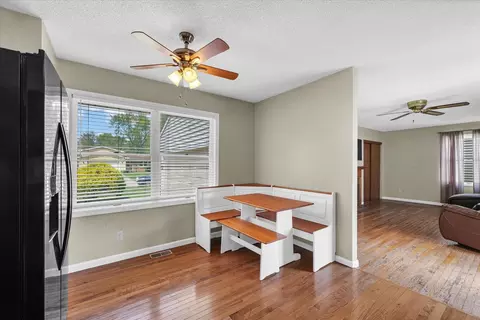 1907 Bittersweet Dr, Champaign, IL 61821 photo 11