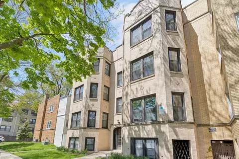 2220 W Granville Ave #1, Chicago, IL 60659