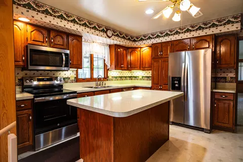 214 W Watson St, Forrest, IL 61741 photo 13