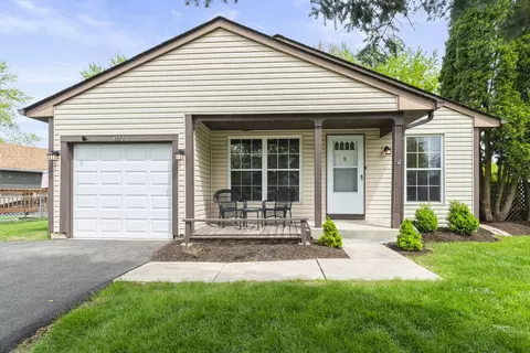 1972 Navarone Dr, Naperville, IL 60565