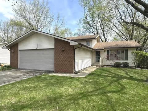 786 N Washington Ave, Bourbonnais, IL 60914