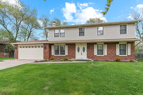 1405 N Lyle Ave, Elgin, IL 60123