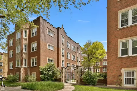4423 N Lawndale Ave #1A, Chicago, IL 60625