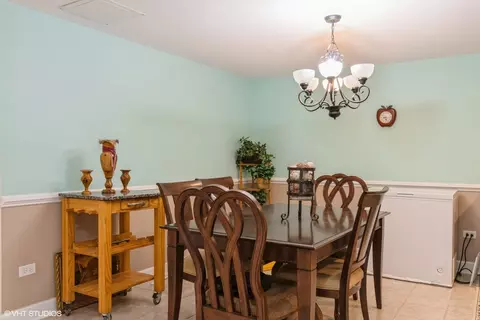 Dining - 12116 Winterberry Ln, Plainfield, IL 60585 photo 3 of 3