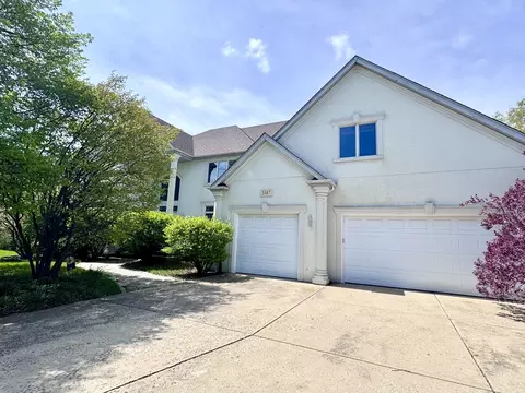2347 Simsbury Ct, Naperville, IL 60564