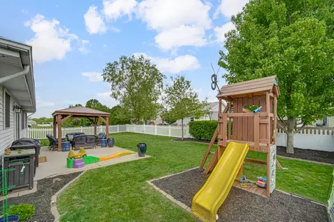 1611 Saddle Run Ln, Beecher, IL 60401 photo 28