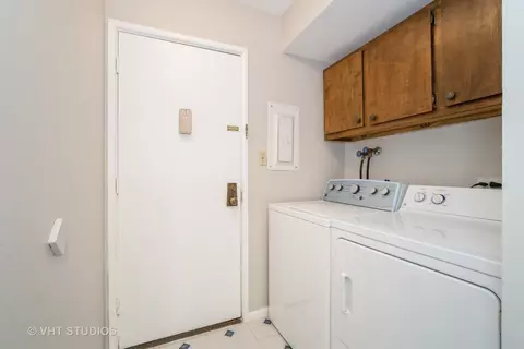 1770 Robin Ln #B, Hoffman Estates, IL 60169 photo 18