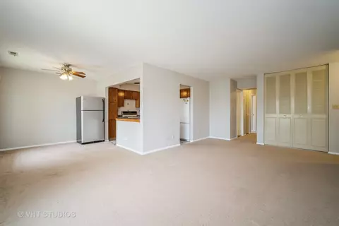 1770 Robin Ln #B, Hoffman Estates, IL 60169 photo 10