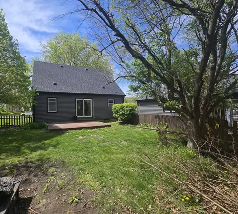 Exterior - 211 N 3rd St, Oregon, IL 61061 photo 5 of 6