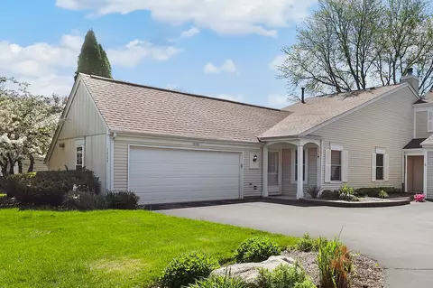 1020 Devonshire Ave, Naperville, IL 60540