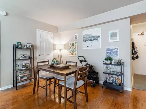 Dining - 253 E Delaware Pl #10C, Chicago, IL 60611 photo 1 of 1