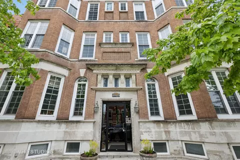 2212 N Campbell Ave #2A, Chicago, IL 60647