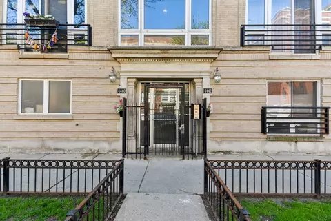 4442 N Hazel St #T, Chicago, IL 60640