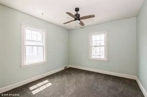 Bedroom - 336 S Wolf Rd, Des Plaines, IL 60016 photo 2 of 2