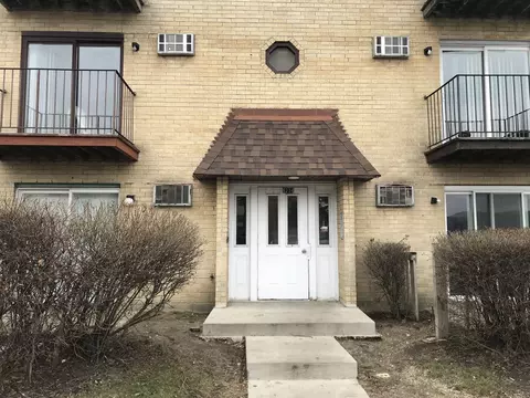4214 Bonhill Dr #3E, Arlington Heights, IL 60004