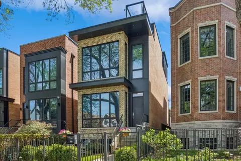 1931 W Erie St, Chicago, IL 60622