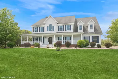 26464 N Bittersweet Trl, Mundelein, IL 60060