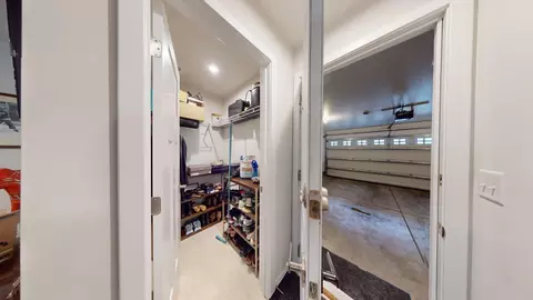 27 Nicholas Dr E, Des Plaines, IL 60016 photo 29