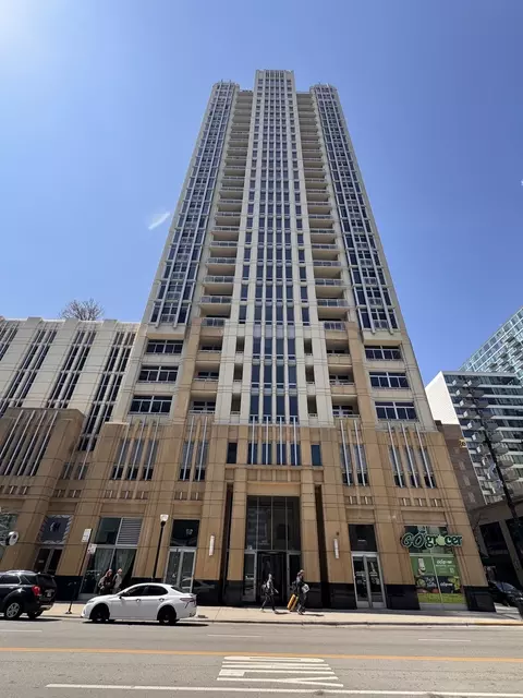 1400 S Michigan Ave #2407, Chicago, IL 60605